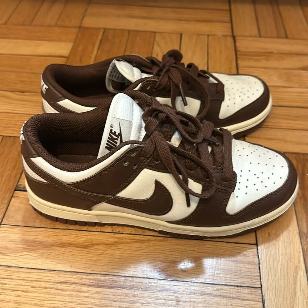 NIKE WOMENS LOW DUNKS “CACAO WOW” - Picture 3 of 4